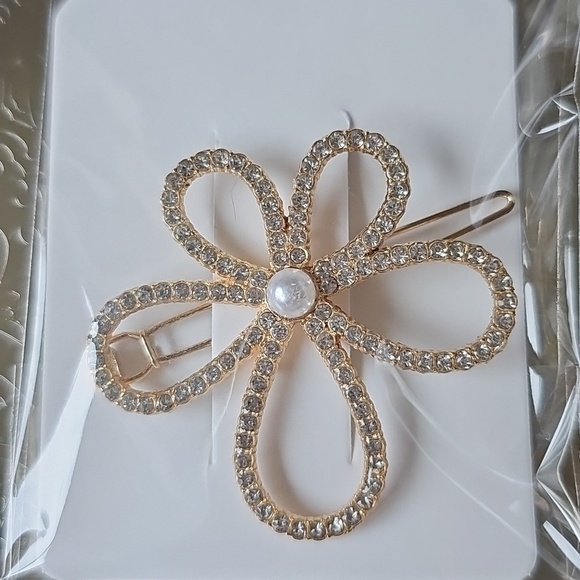 None Accessories - New Gold Tone Pearl And Rhinestone Floral Flower Hair Clip